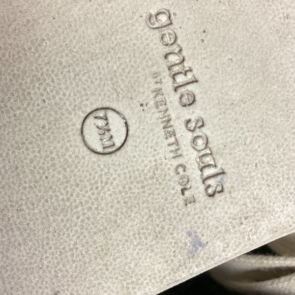 Kenneth Cole Gentle Souls Raina Lite Jogger 7.5 - Picture 10 of 10